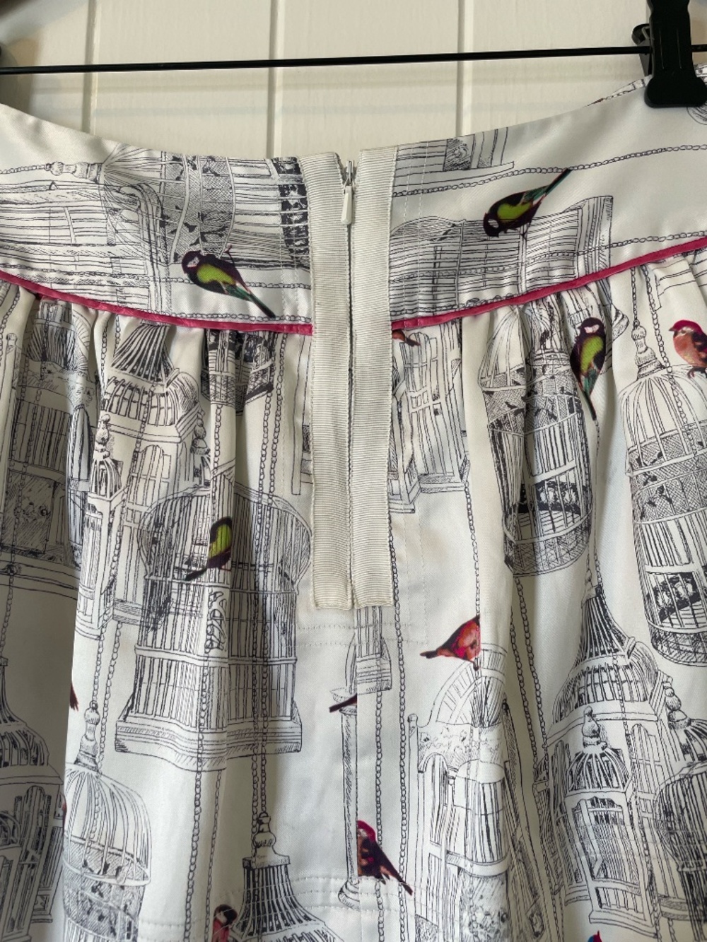 Ted Baker Whimsical Birdcage satin mini skirt - sz 4 US - Picture 6 of 11